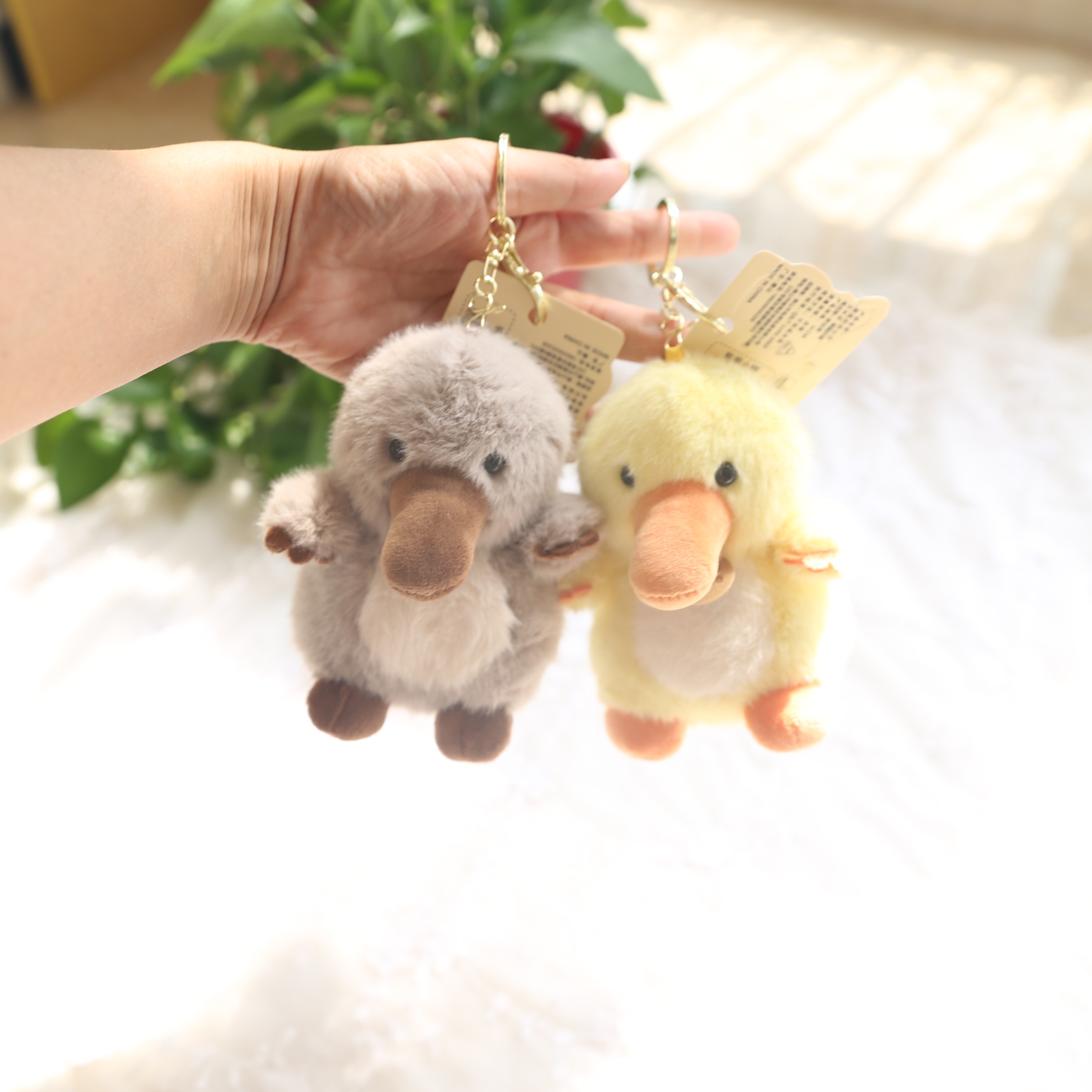 可爱毛绒小鸭钥匙扣包包挂件