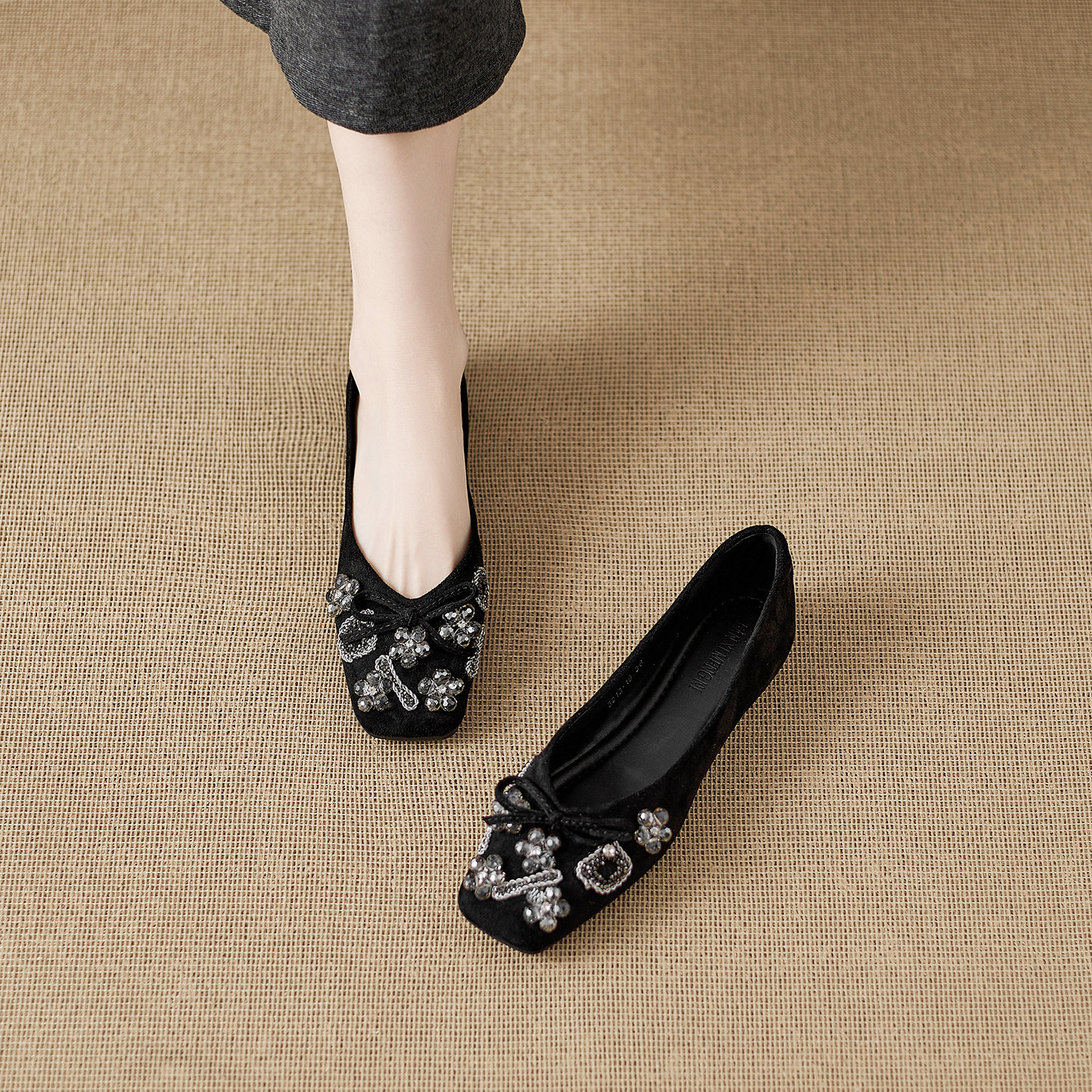 羊皮版~2026新款法式水钻方头浅口单鞋女平底一脚蹬不累脚百搭鞋,女鞋,浅口单鞋,淘宝优惠券,粉丝福利购,淘宝优惠卷