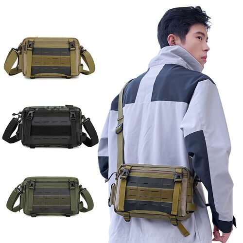 户外出行男士单肩斜挎包军迷战术胸包便携轻便放手机ipad平板腰包 - 封面