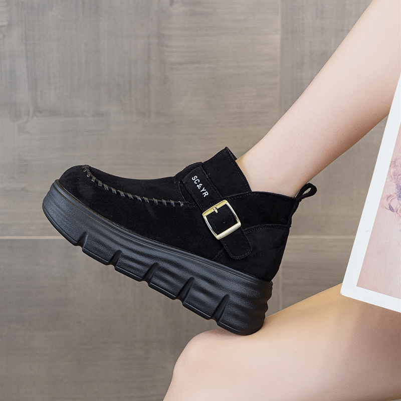 黑色英伦风厚底增高秋季短靴百搭