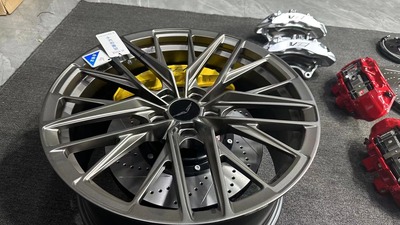 凯迪拉克CT4 CT5 ATSL改装V轮毂18/19/20寸锻造黑翼钢圈 专用数据