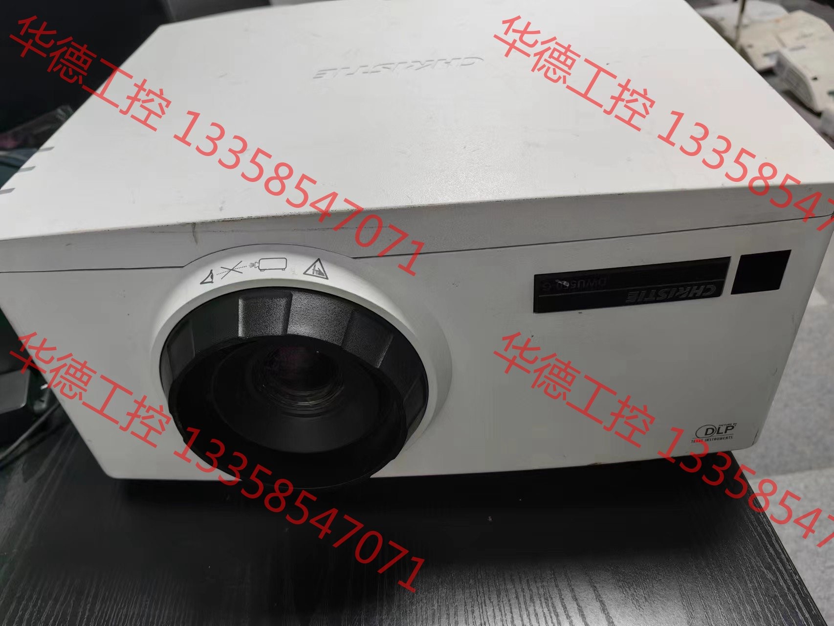 议价 美国科视投影机,型号:dwu550-g.影院级别投影,需要的