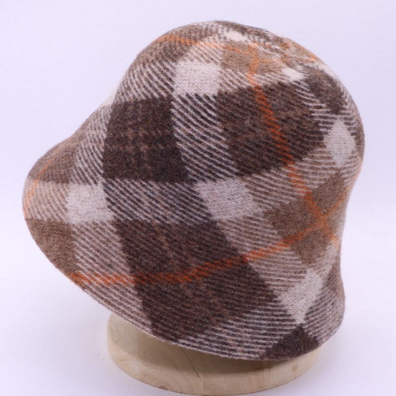 s50秋冬新款韩版格纹羊毛渔夫帽