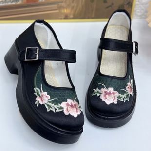 春季新款古风配汉服旗袍鞋子女百搭国风复古单鞋粗跟玛丽珍高跟鞋