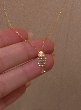 金色爆闪鱼骨吊坠项链女百搭颈链