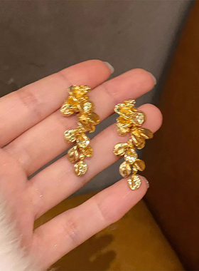 黄金色叶子流苏耳环春夏