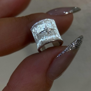 银星拉丝星芒万花筒耳骨夹百搭无耳洞耳夹耳饰清冷感轻奢小众耳饰