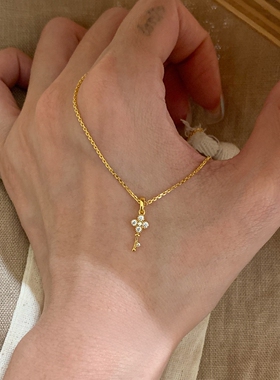 四叶草钥匙吊坠项链女配饰颈链