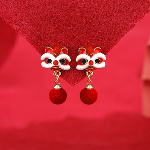 新年红色醒狮耳环秋冬新中式国风潮过年耳夹无耳洞女新款耳钉耳饰