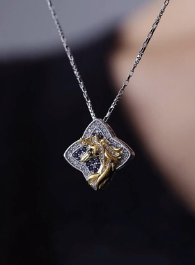 四叶草小马项链马年本命年锁骨链