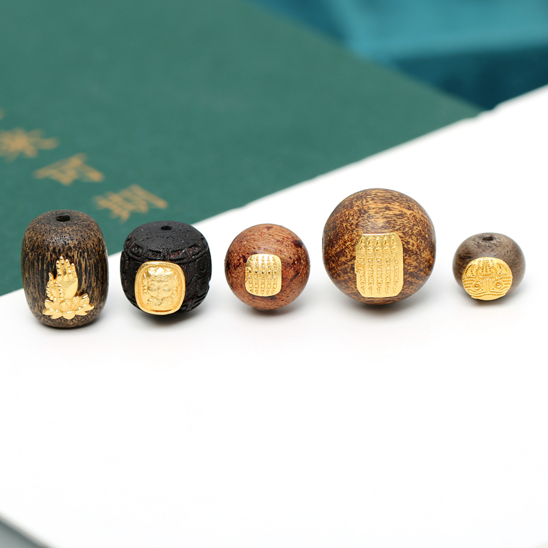 古法银镶嵌天然沉香木桶珠