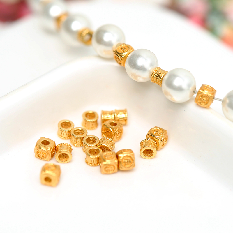 银镀金平安喜乐方形小隔珠