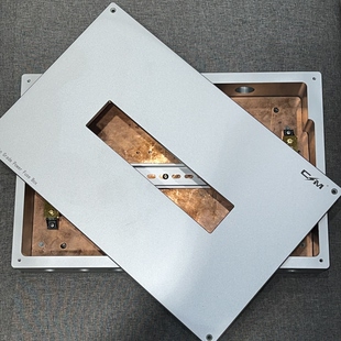 音响影音专用 发烧配电箱 紫铜防震板 14位全铝镂空 AUDIO