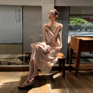 MOXI 春夏季2026新款韩系双层气质感内搭叠穿打底吊带连衣裙长裙