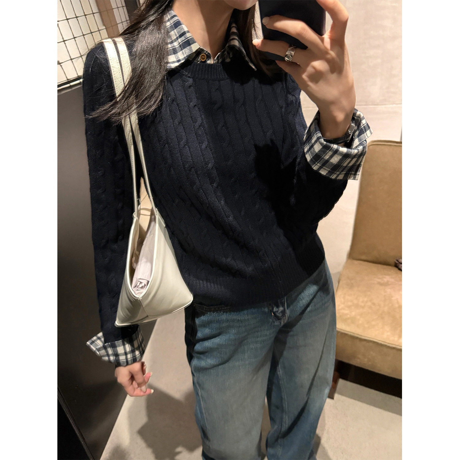 假两件上衣绞花毛衣女2026秋冬款
