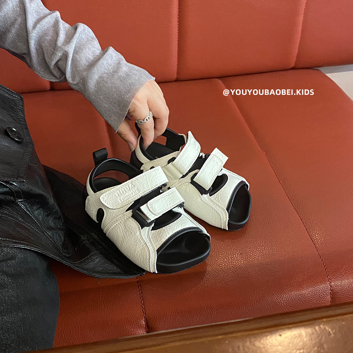 儿童凉鞋韩版白色露趾沙滩鞋洋气夏季男女童休闲中大童罗马鞋软底