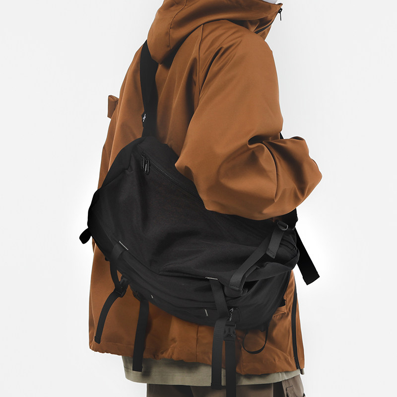 机能运动斜挎包男款大容量工装潮牌邮差包单肩包男生旅行登山背包,箱包皮具/热销女包/男包,男士包袋,淘宝优惠券,粉丝福利购,淘宝优惠卷