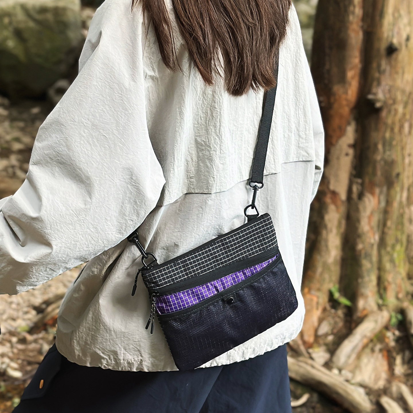 潮牌斜挎包男款户外运动骑行背包休闲单肩包女轻便通勤挎包手机包