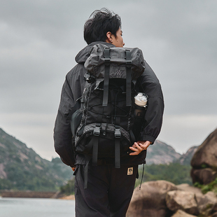 潮牌机能大容量背包男士 专业户外徒步登山包运动骑行包旅行双肩包