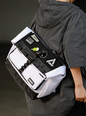 小众原创斜挎包男女机能潮牌背包电脑包多功能两用通勤单肩邮差包