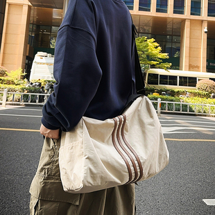 运动瑜伽健身包男女背包轻便大容量单肩斜挎包行李包收纳袋旅行包