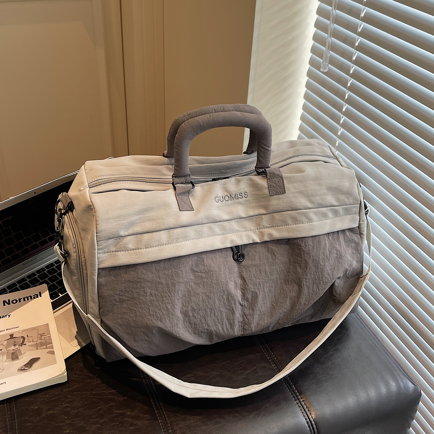 短途旅行包干湿分离健身包