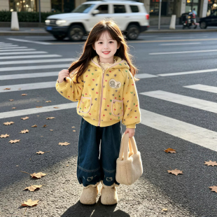 女童套装2026秋冬新款儿童彩色爱心毛毛外套女宝宝时髦花边牛仔裤