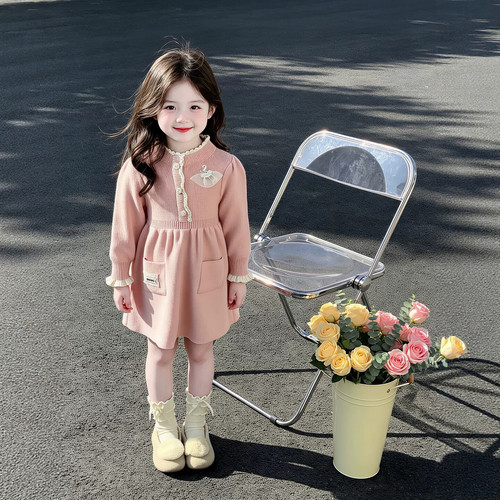 女童连衣裙2026秋季新款儿童木耳边收腰毛衣裙宝宝好看小香风裙子
