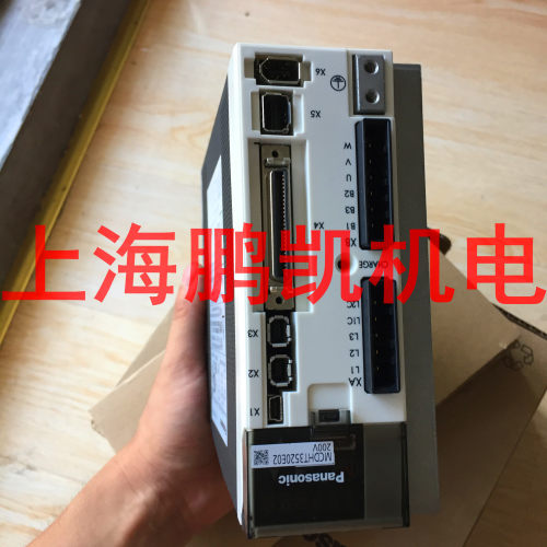 松下驱动器MCDHT3520E02 +MHMD082G1C 原装正品