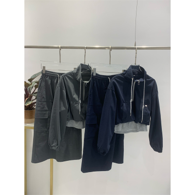 欧洲站2026春季新款时尚立领卫衣+工装半身裙小个子假两件套装女