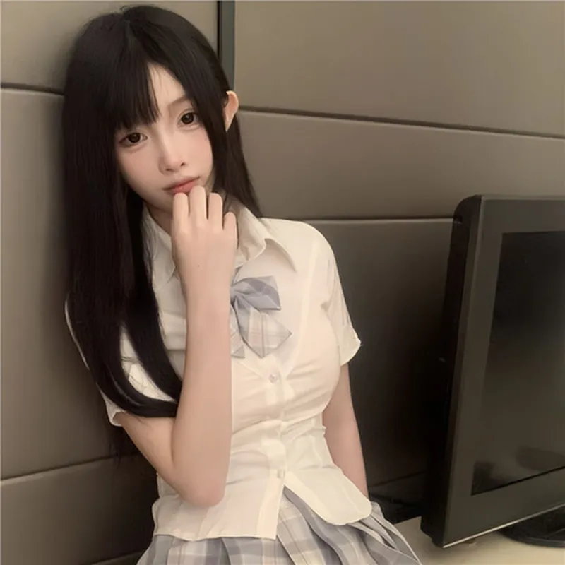 修身收腰显瘦JK制服衬衫
