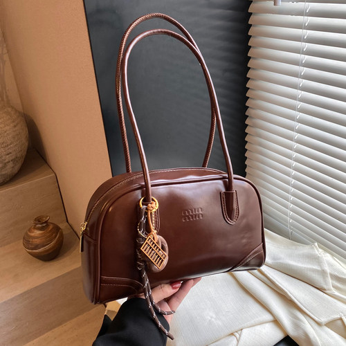 复古棕色大容量保龄球腋下包