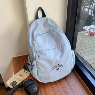 速干尼龙布包包女双肩包新款学院风轻便简约书包学生上课通勤背包