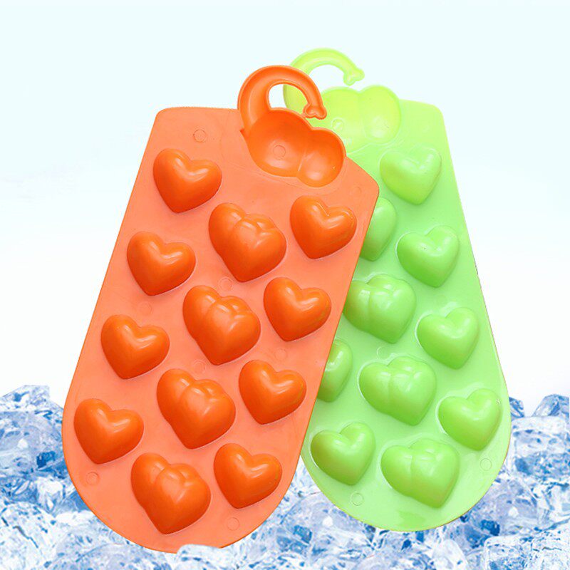 12格爱心形制冰格可挂式制冰模具冰块模具制冰盒制冰神器冷冻冰块