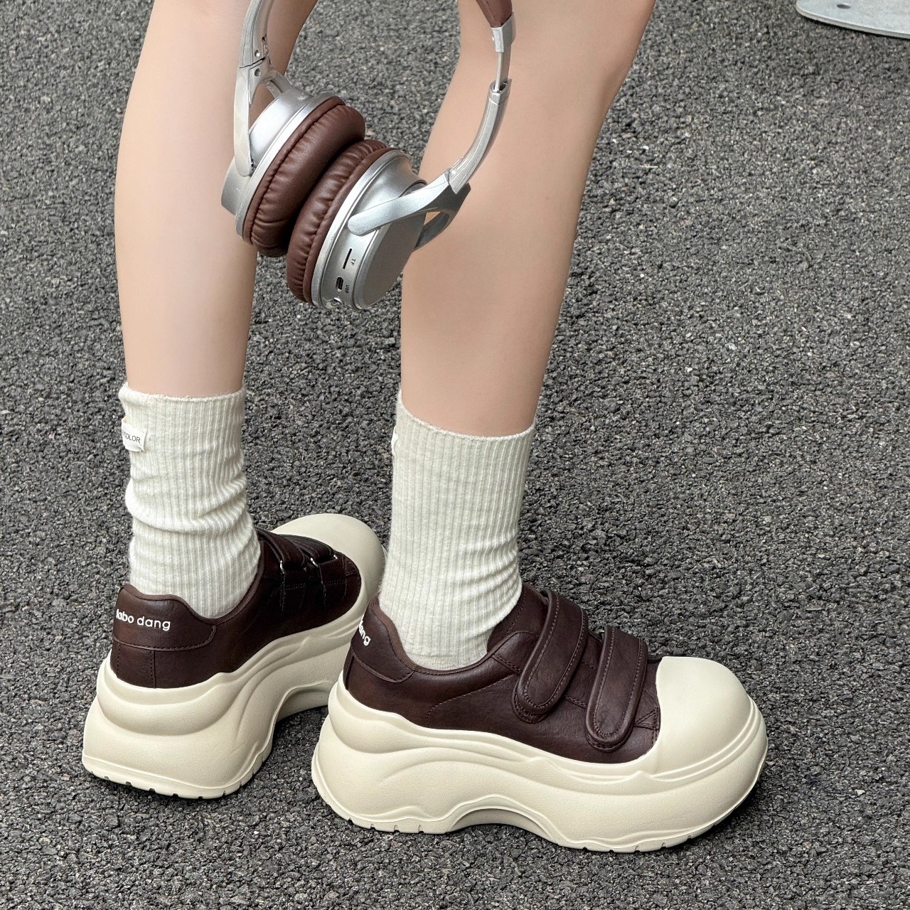 艾模儿女鞋魔术贴厚底大头鞋25秋冬女鞋时尚百搭舒适增高真皮轻底