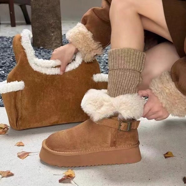 米女鞋加毛加厚雪地靴厚底中长筒两穿25冬款女鞋时尚百搭韩版潮鞋