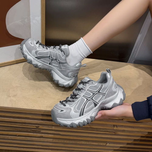 悦女鞋2026秋季老爹鞋皮网结合厚底时尚百搭舒适防滑潮鞋轻便耐磨