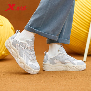 轻便运动街头休闲板鞋 特步吐司鞋 新款 男2025冬季 975419310014 板鞋