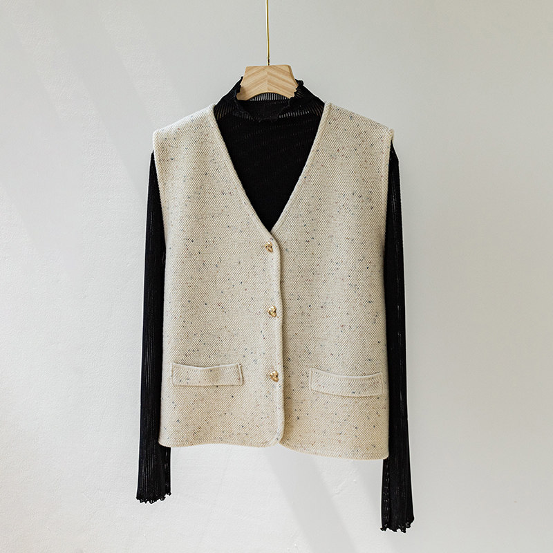 �ۻ��㣺�װ�ɫ ���� С����������ױ���Ů��������