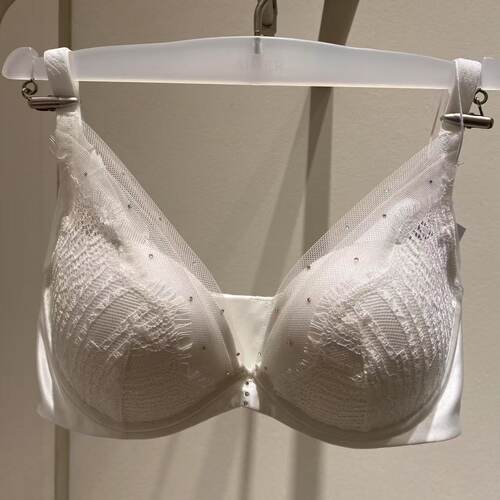 AM14C561爱慕26新款银河漫游3/4软托小胸聚拢水袋文胸899