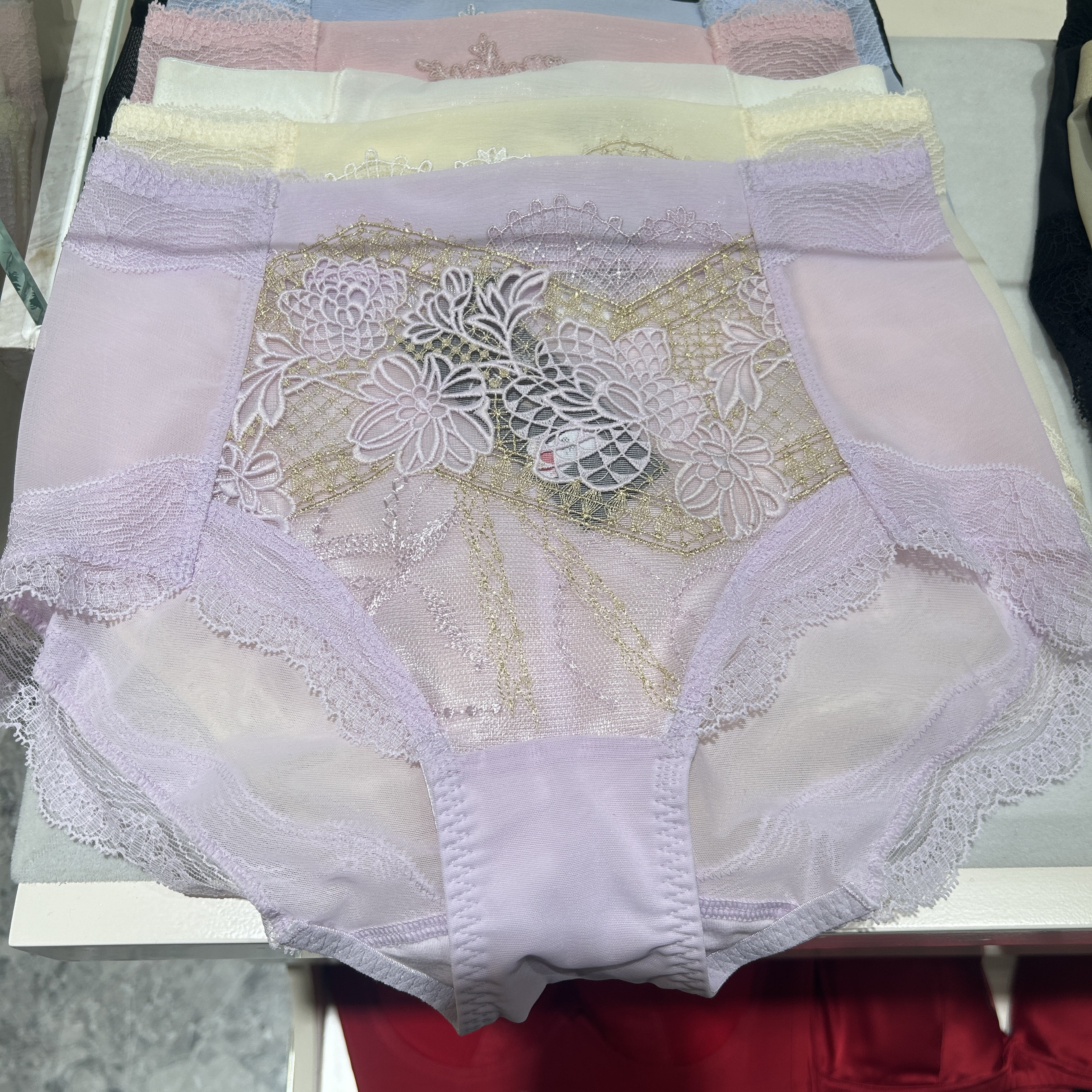 新款Salute LG53H4 短腿收腹轻薄无痕塑身裤内裤LB33H4 配套780