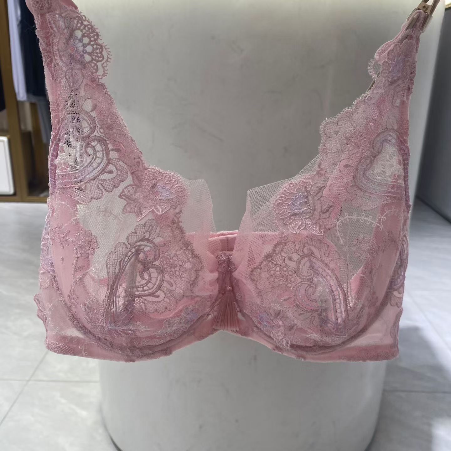 专柜正品爱慕超薄蕾丝文胸