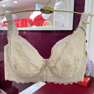 华歌尔WB80F5清新无痕蕾丝包容稳定全罩杯超薄文胸539