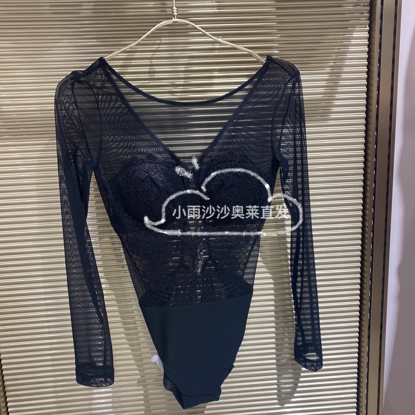 爱慕蕾丝长袖连体打底衣