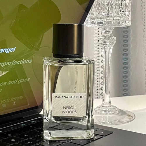 香蕉共和国香水木质橙花油香水