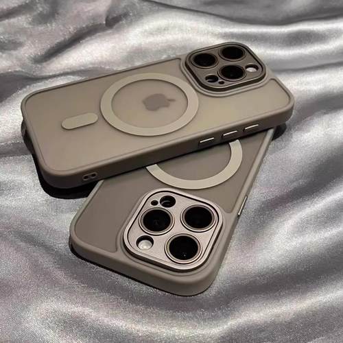 肤感磨砂苹果16雅盾磁吸保护壳