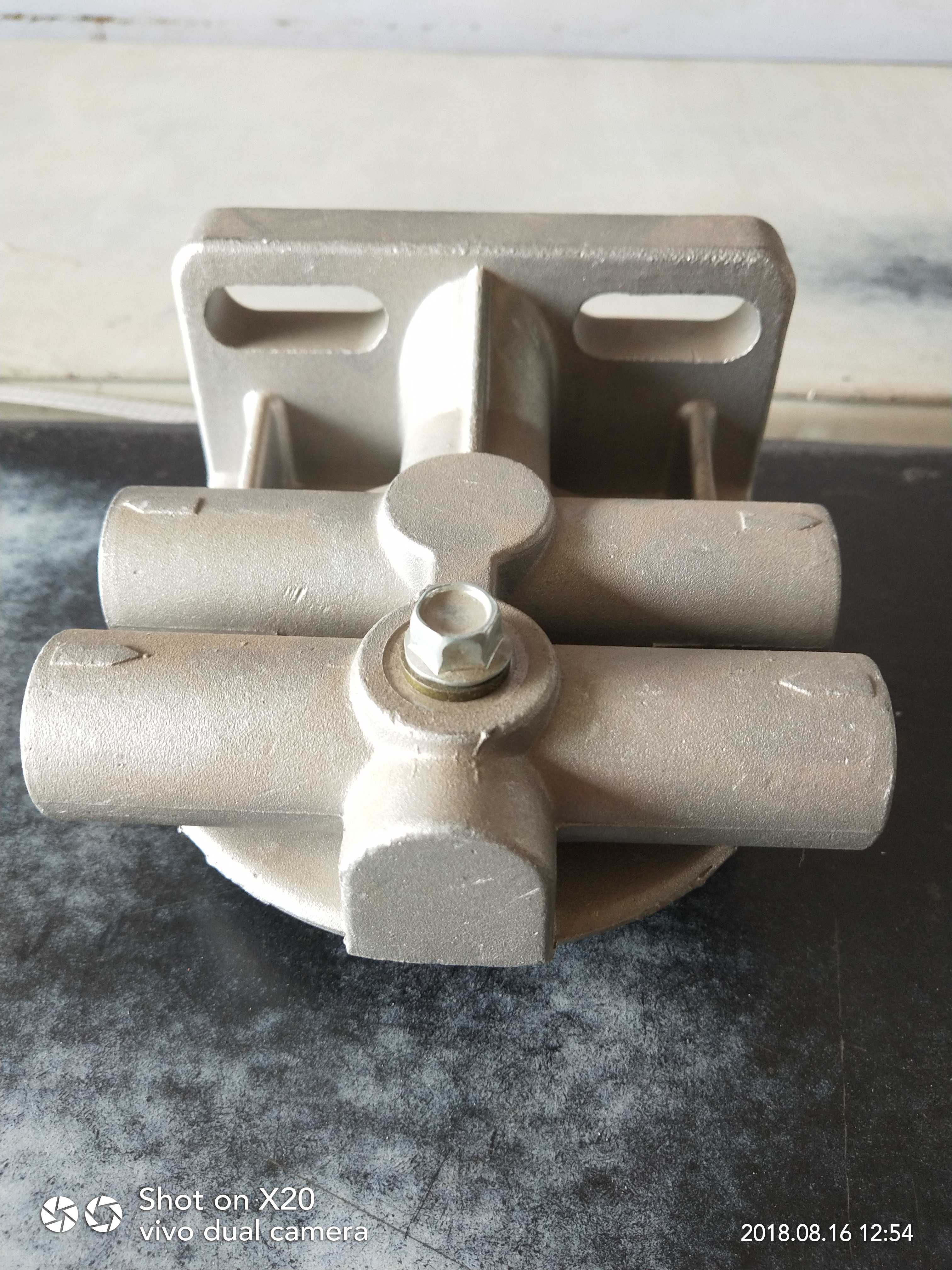 LKCQ32B-100柴油滤清器铝座 适配于拖拉机柴油滤芯铝座 农机配件