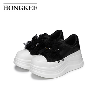 Hongkee/红科单鞋女2026新款圆头厚底板鞋蕾丝甜美休闲鞋HC56X109