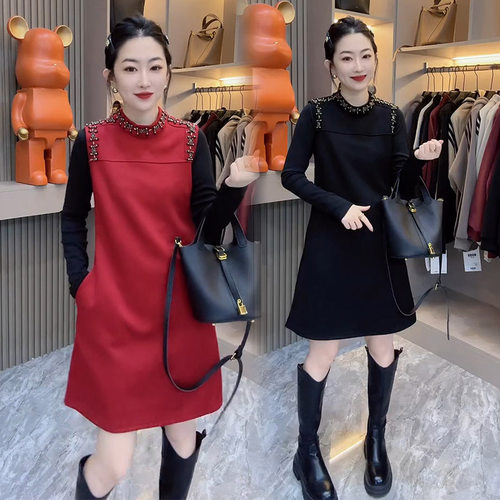 通勤钉珠砍袖a字裙打底衫两件套