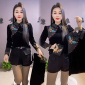 民族风重工蝴蝶刺绣POLO领不对称显瘦丝绒打底衫 衬衫 女2024春新款